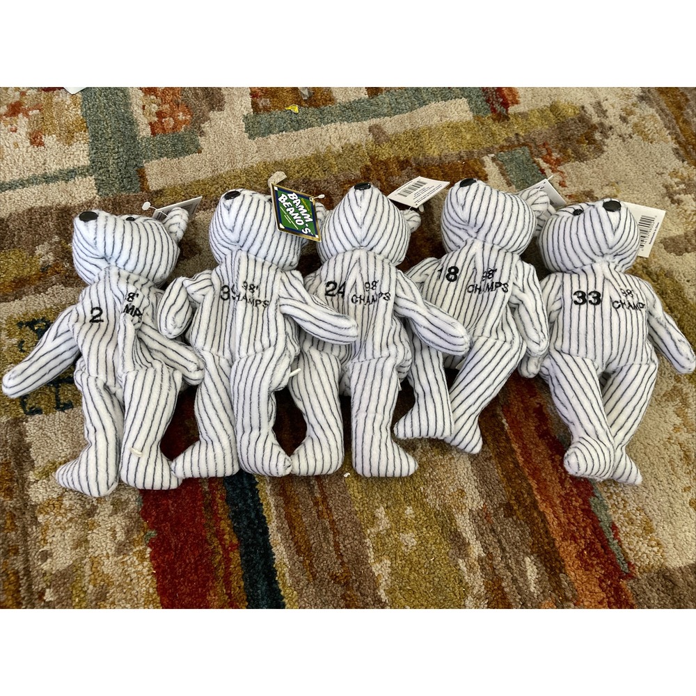 5 Lots Of Baseball Bamm Beanos NY Yankees. all with original tags .